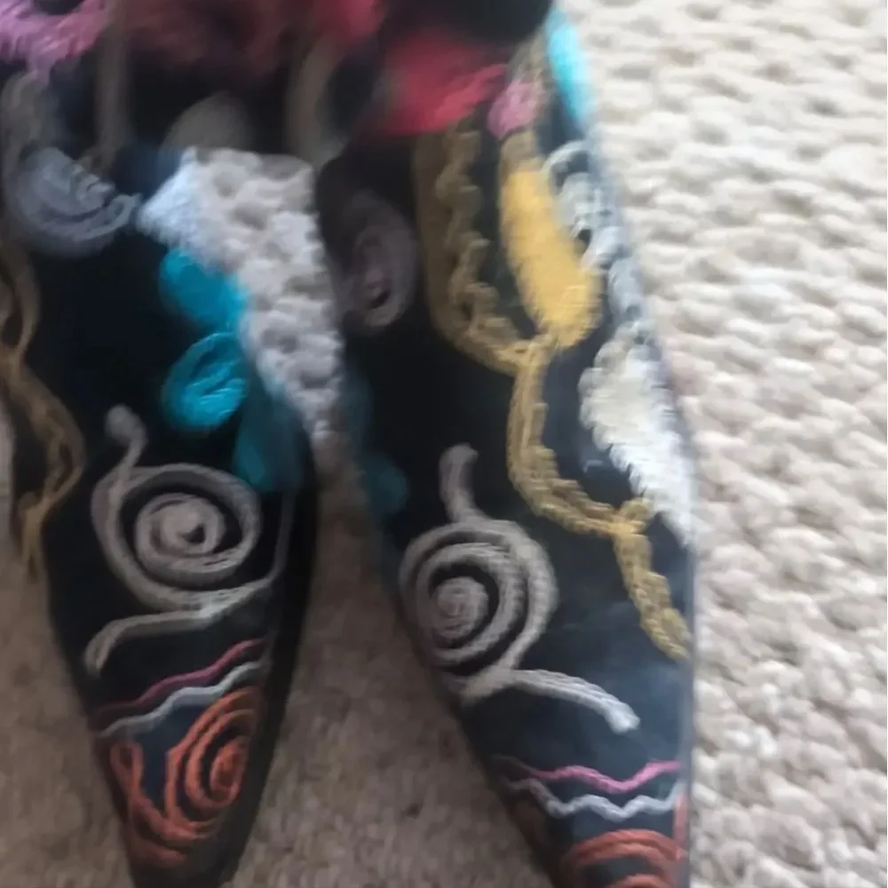 VERY RARE Julie miles embroidered colorful boho boots made in‎ Turkey size 37